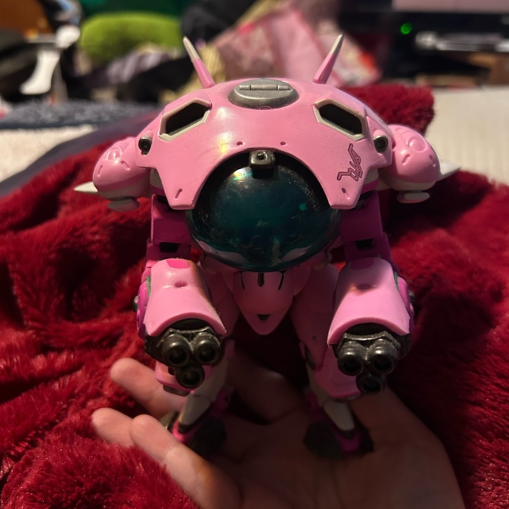 Dva overwatch funko pop